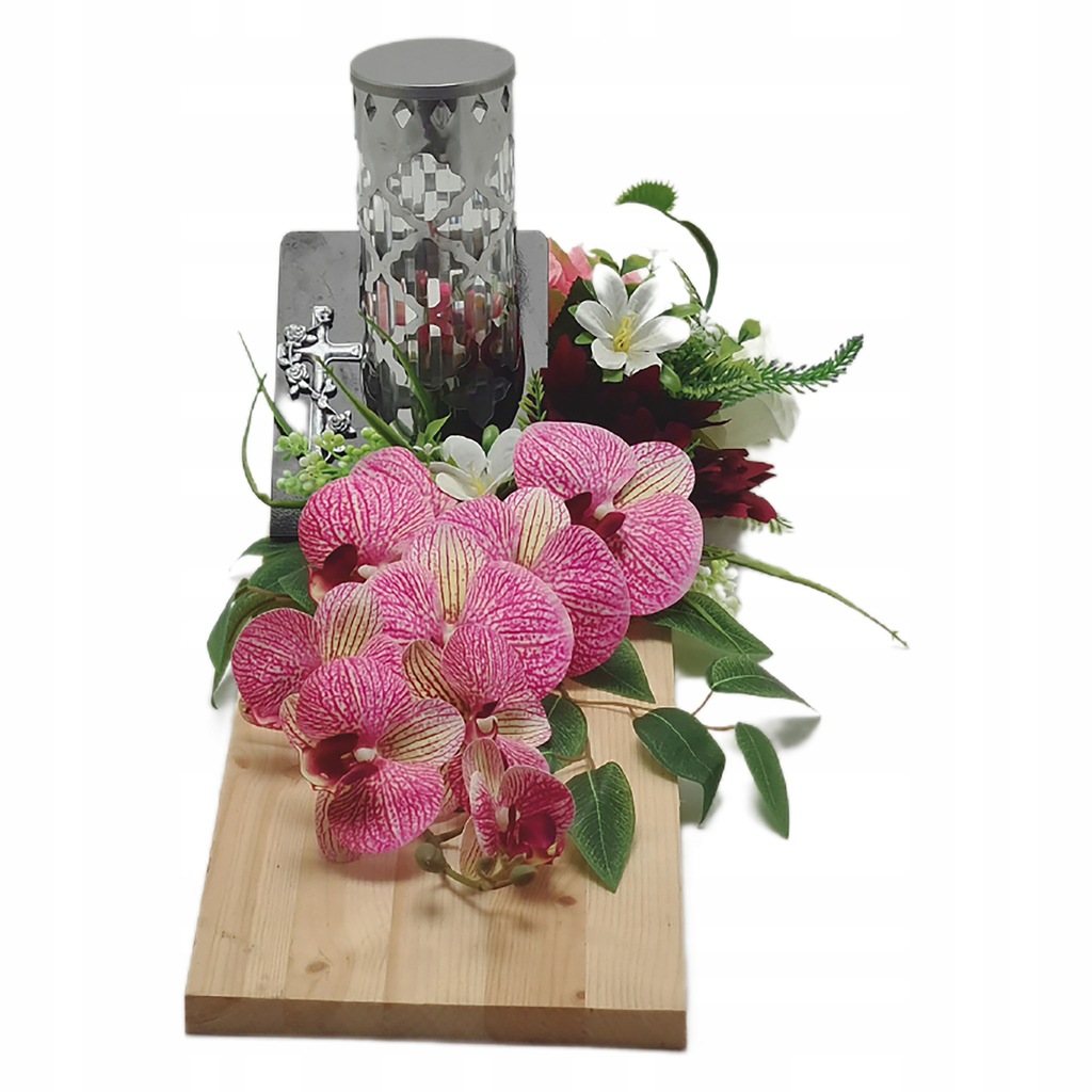 Stroiki sztuczne na cmentarz kwiaty na desce