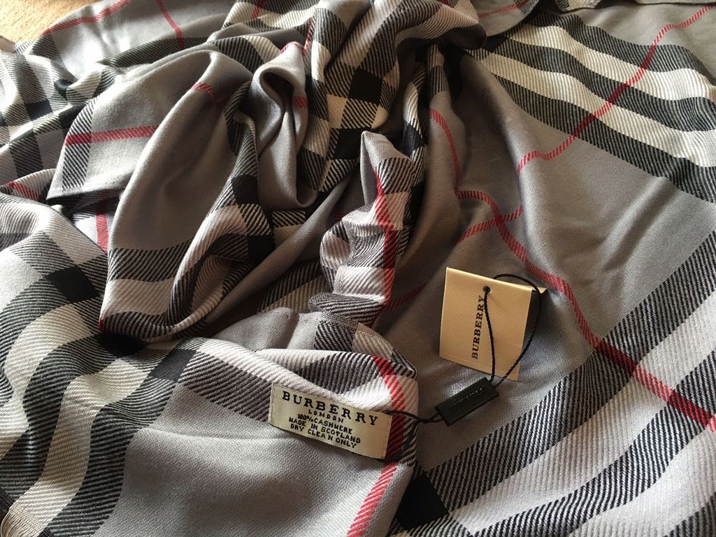 Szal Burberry London Grey