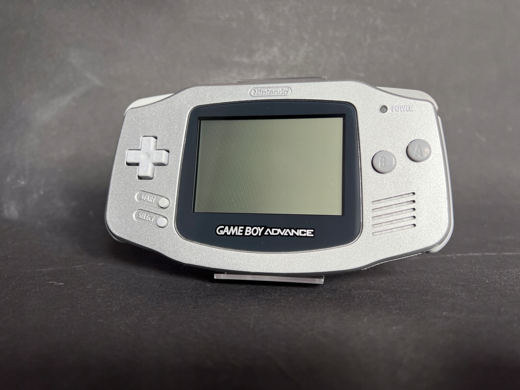 Nintendo Game Boy Advance Srebrny ORYGINAŁ
