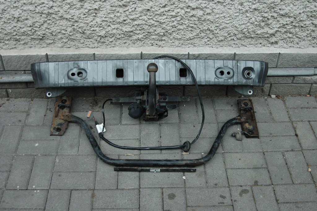 ORYGINALNY HAK HOLOWNICZY VOLVO V50 S40II 04-12