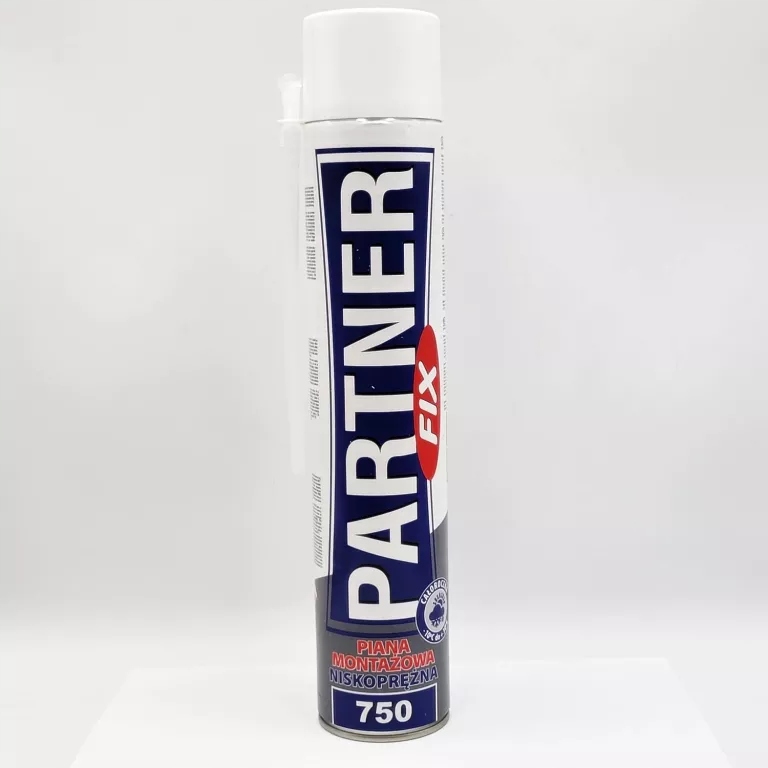 PARTNER FIX PIANKA POLIURETANOWA WĘŻYKOWA CAŁOROCZNA 650 ML