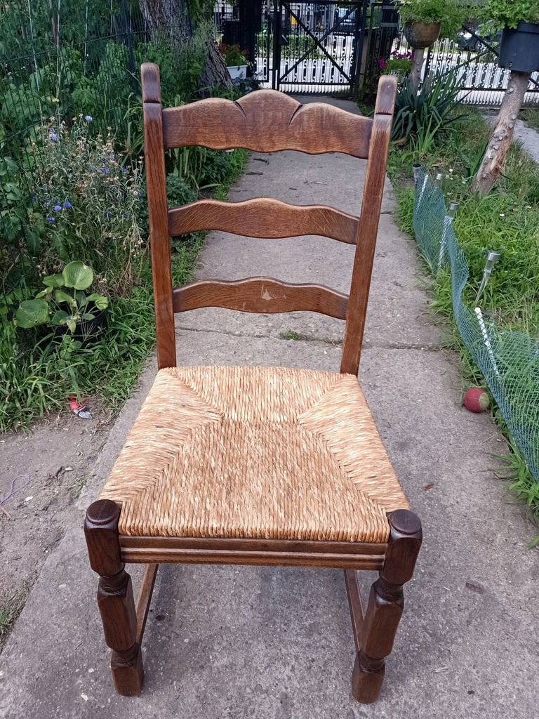 Antyk krzesło stylowe dębowe siedzisko z plecionką