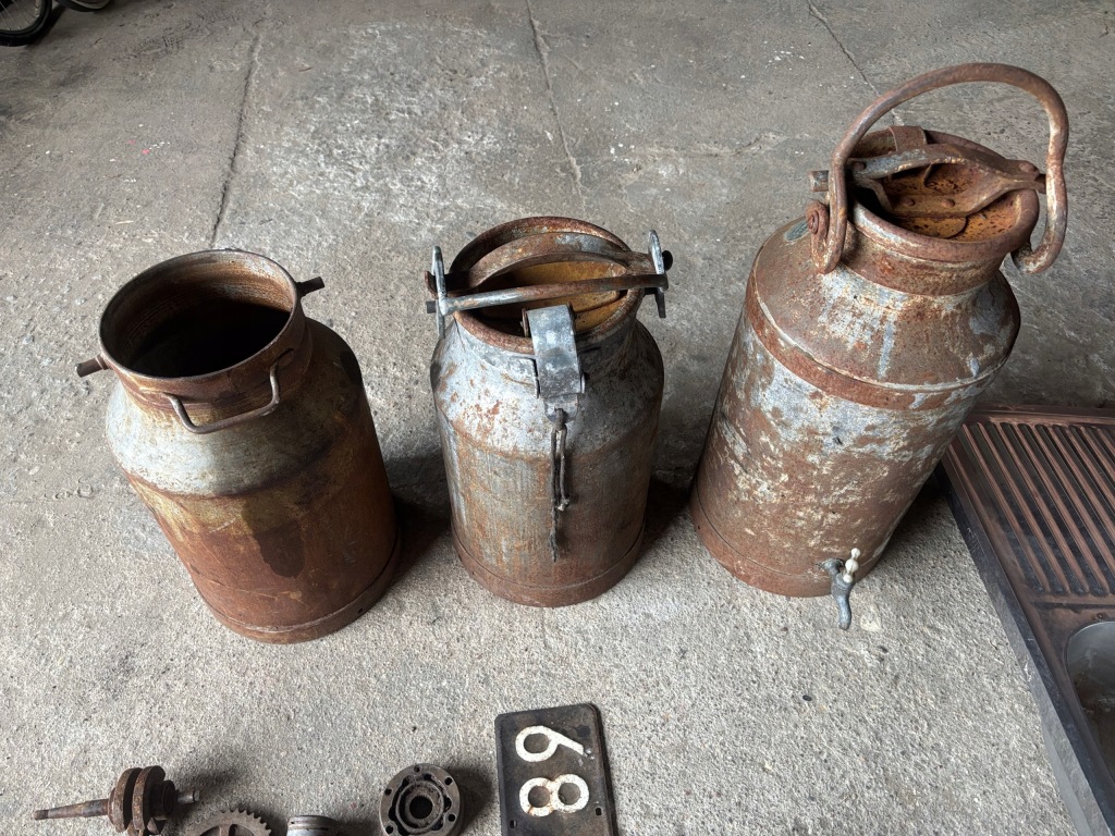 bańka po mleku na mleko stara do celów dekoracyjnych