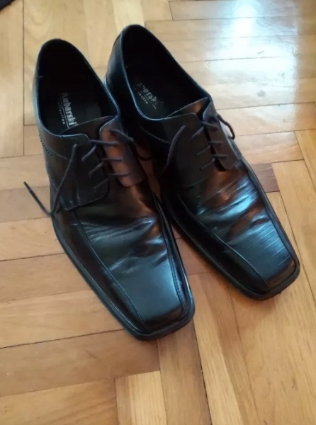 Czarne buty do garnituru eleganckie skórzane