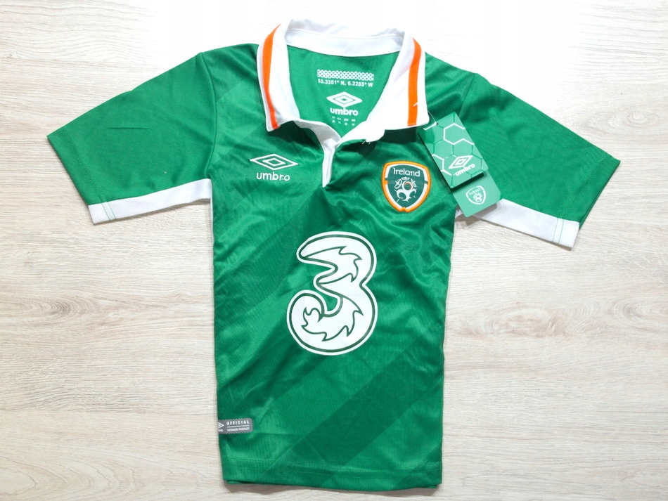 UMBRO _ NOWA IRLANDIA KOSZULKA SPORTOWA _ 110 cm