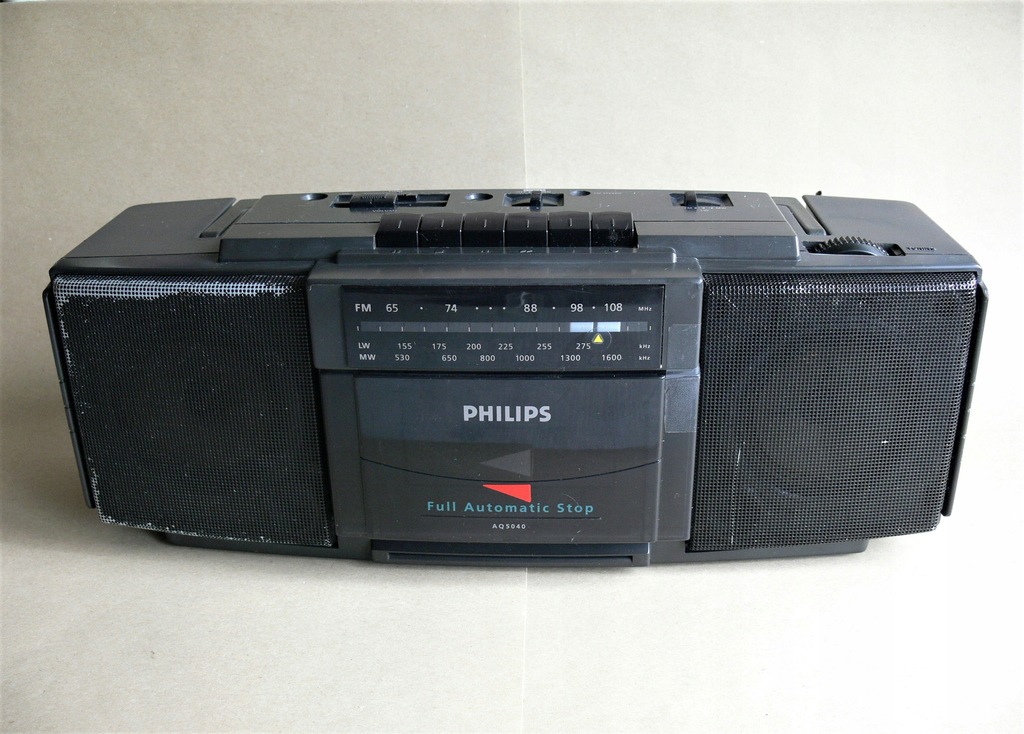 Radiomagnetofon stary PHILIPS AQ 5040 uszkodzony