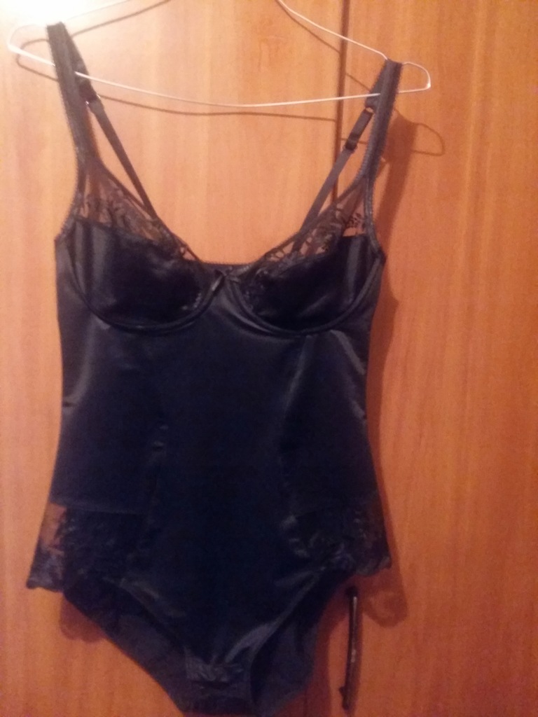 Marks &Spencer body roz 75 C