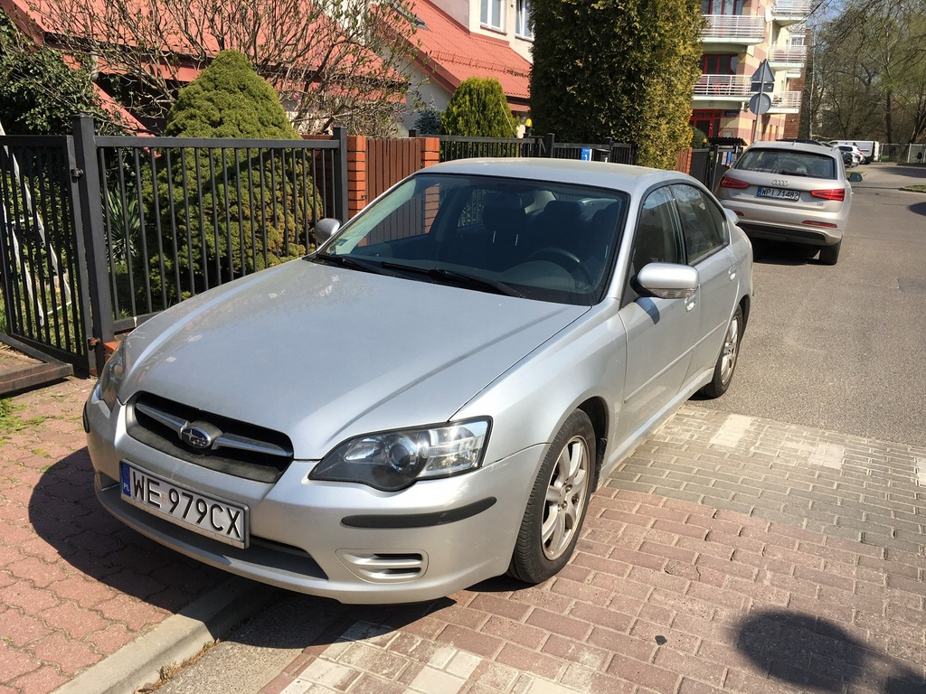 samochód osobowy Subaru Legacy 2004 r. salon PL