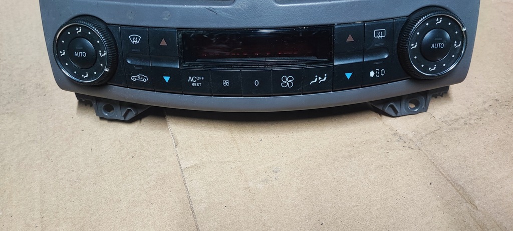 2118300685 PANEL KLIMATYZACJI MERCEDES W211 AVANGARDE A2118300685