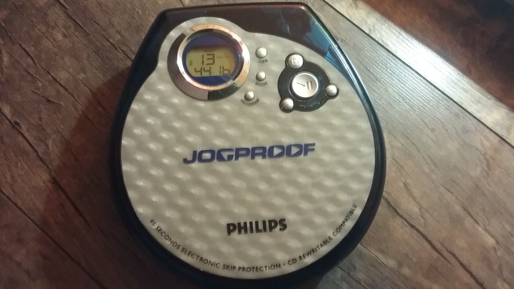 Przenośny odtwarzacz CD Discman