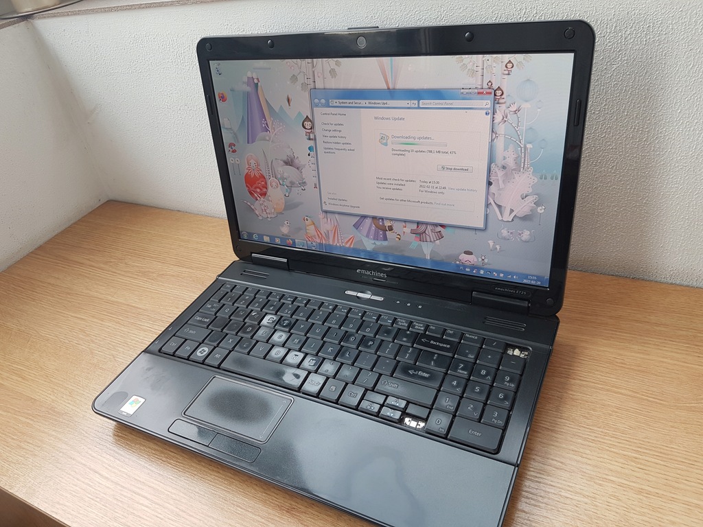 Acer Emachines e725 15,6" Dual-Core 2GB/160GB