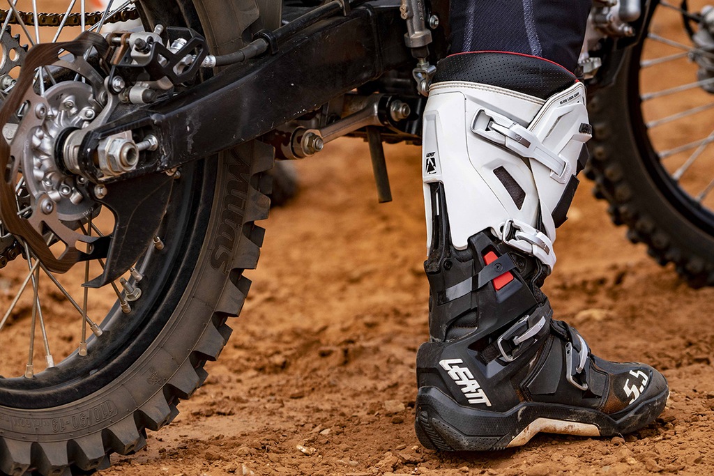 Купить Кроссовки LEATT Enduro Cross GPX 5.5 FLEXLOCK белые 43: отзывы, фото, характеристики в интерне-магазине Aredi.ru