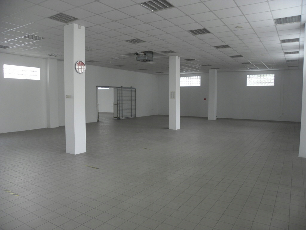 Magazyny i hale, Bydgoszcz, 614 m²