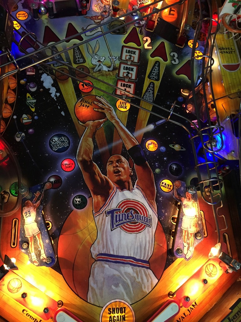 Fliper flipper pinball Bardzo Ładny SPACE JAM M.J.