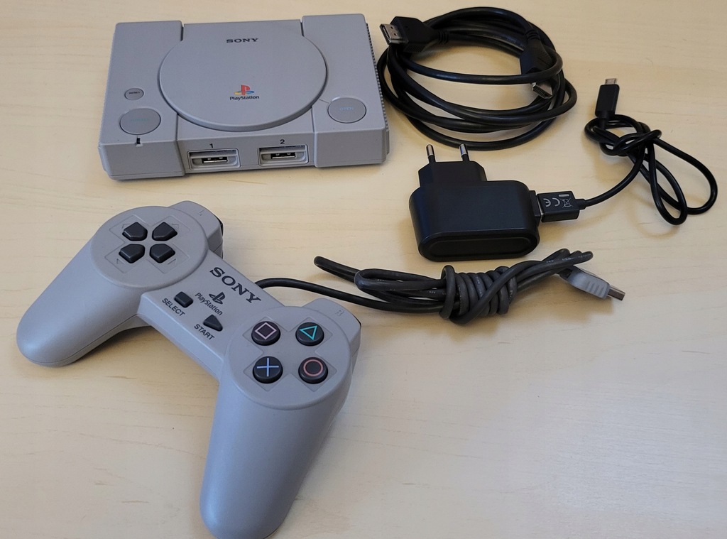 Sony PlayStation Classic Mini PSX + Pad + Kable Zadbana OKAZJA TANIO !