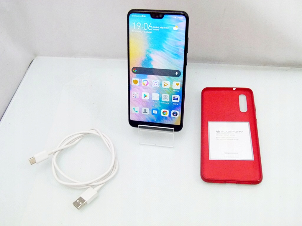 Smartfon Huawei P20 4 GB / 64 GB czarny