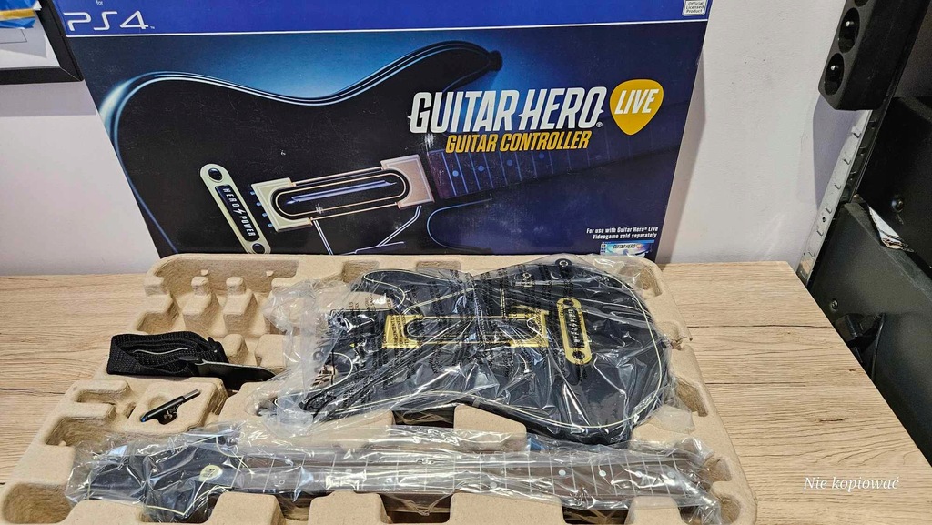 Gitara Guitar Hero Live PS4