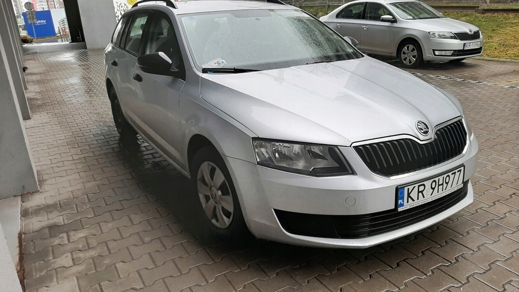 Купить SKODA OCTAVIA III Combi 1.6 TDI, 110 л.с., автосалон RP: отзывы, фото, характеристики в интерне-магазине Aredi.ru