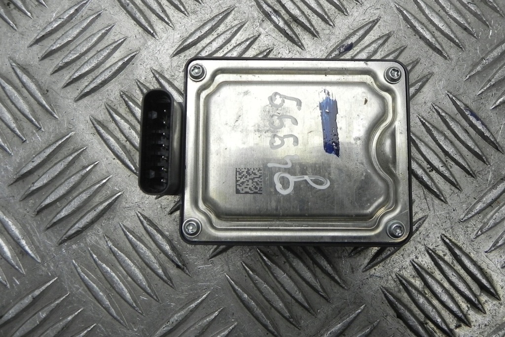 Moduł martwego pola TESLA 110864700D 2020