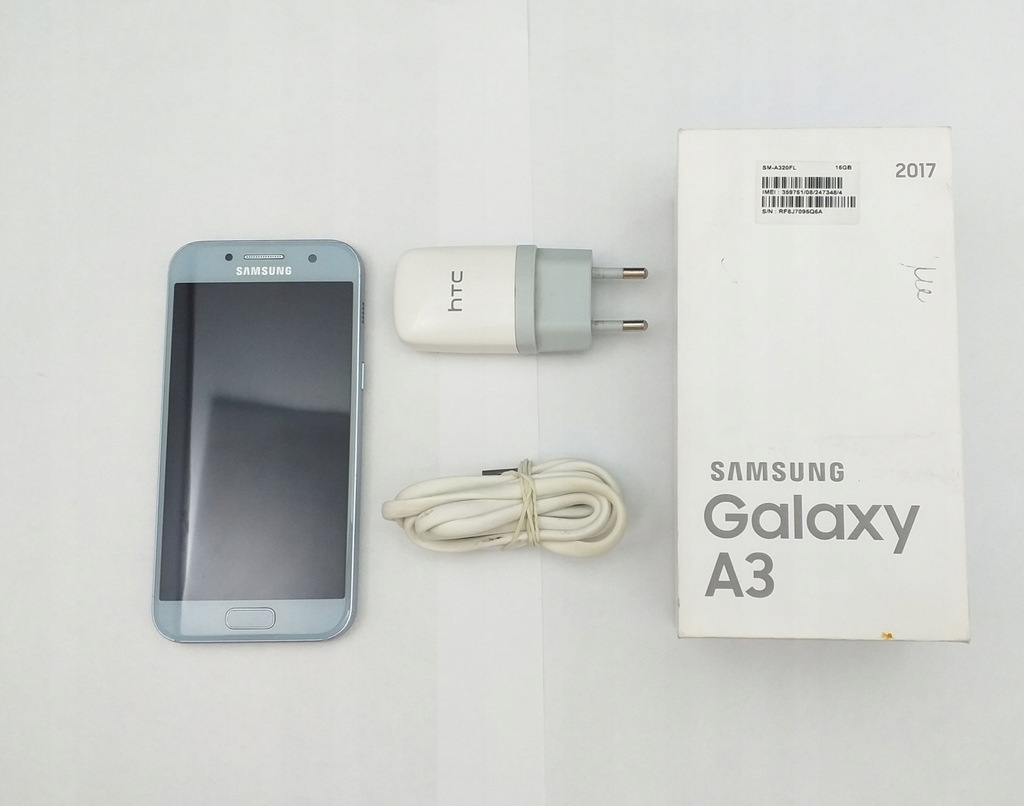 Samsung Galaxy A3 (2017) błękit