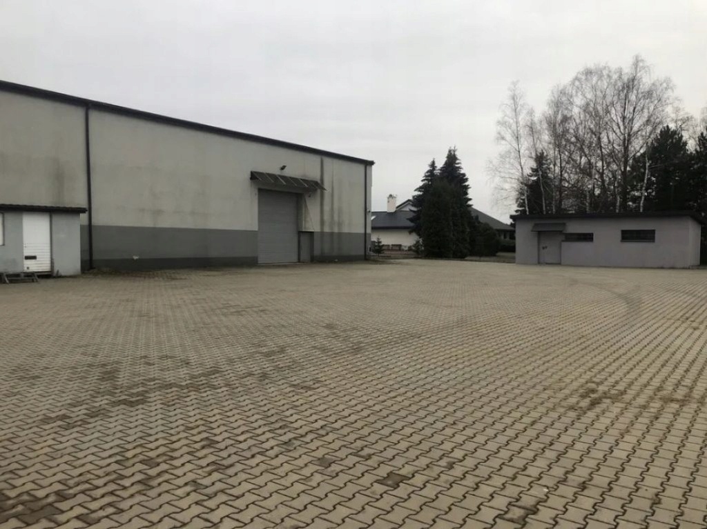 Komercyjne, Lesznowola, Lesznowola (gm.), 1000 m²