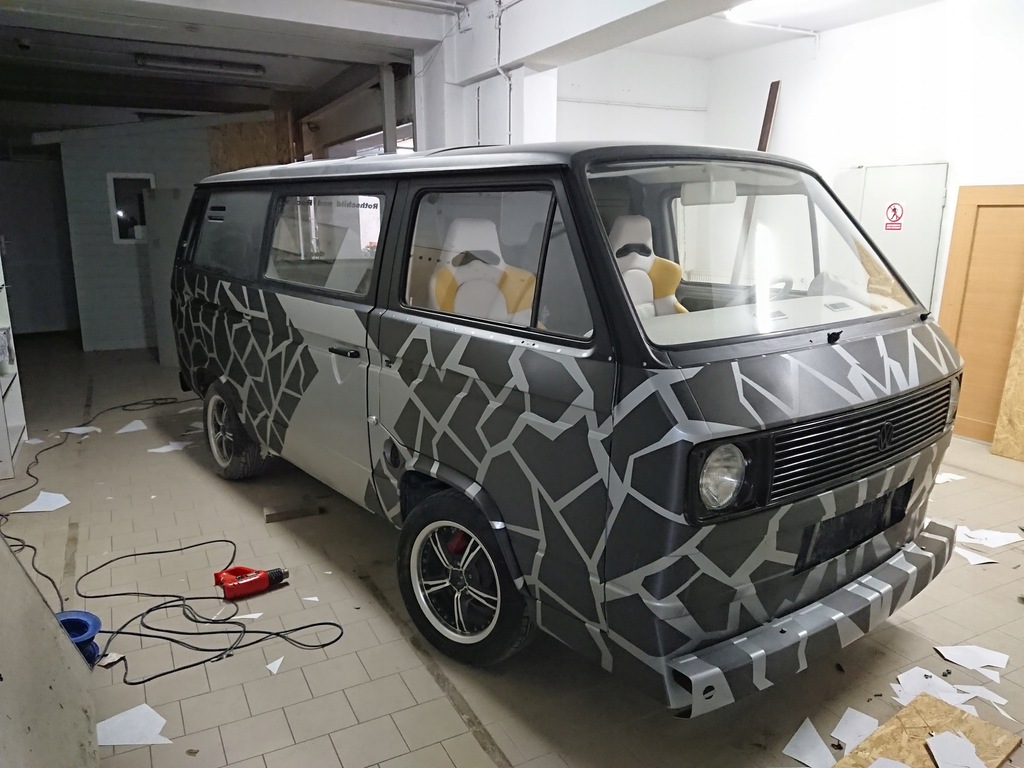 Volkswagen T3 po tuningu, do dokończenia.
