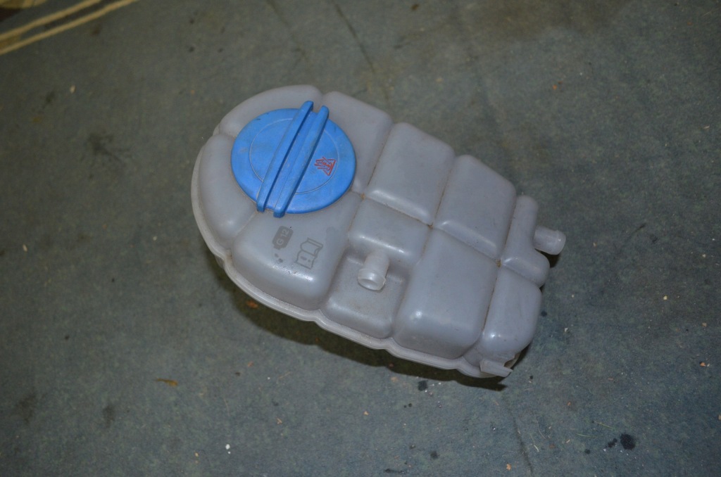 Zbiornik wyrównawczy audi a6 c7 4G0121403R