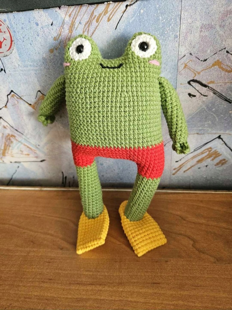 Żaba amigurumi pluszak na szydełku