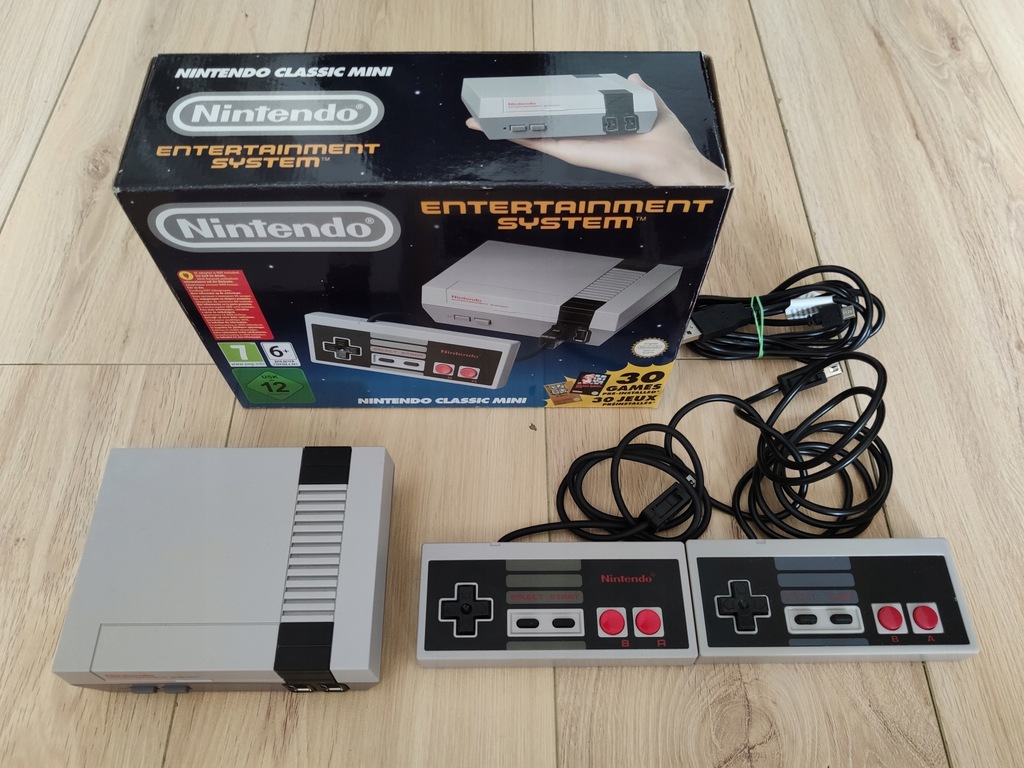 Konsola Nintendo NES Classic Mini + dodatkowy pad