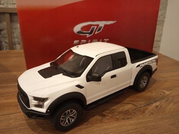 Купить GT Spirit GTSpirit Ford F150 F-150 Raptor 1:18: отзывы, фото, характеристики в интерне-магазине Aredi.ru