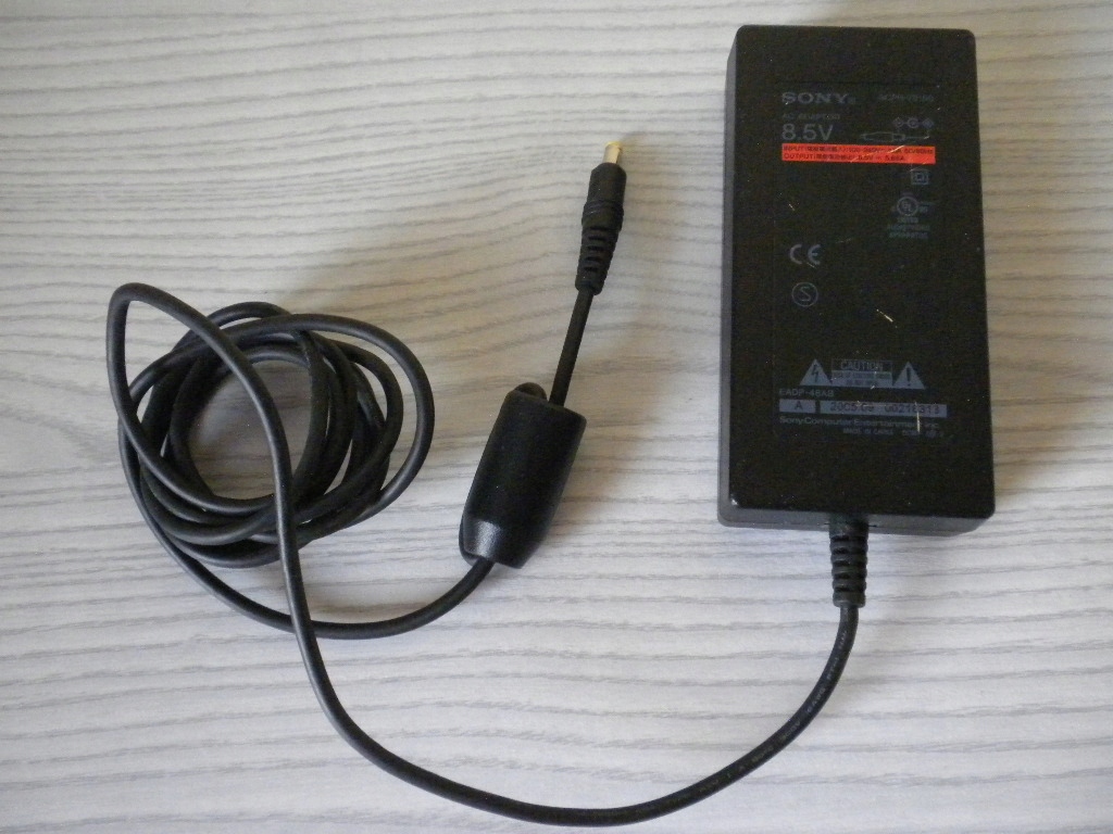 ZASILACZ SONY PlayStation 2 ładowarka PS2 8,5 V