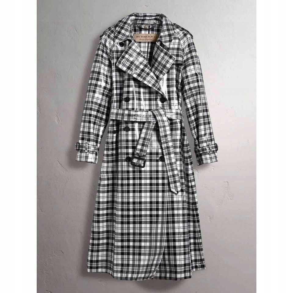 BURBERRY BLACK/WHITE PLAID PATENT RAIN COAT IT42