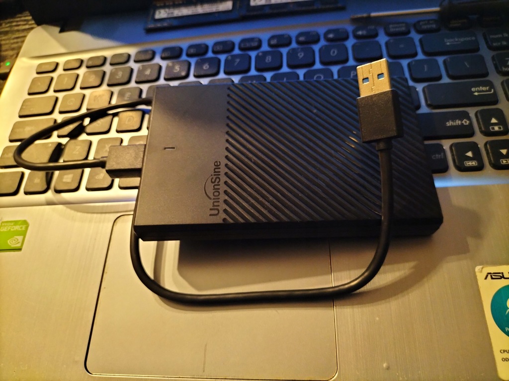 Dysk 1tb przenośny USB 1000gb czarny super stan