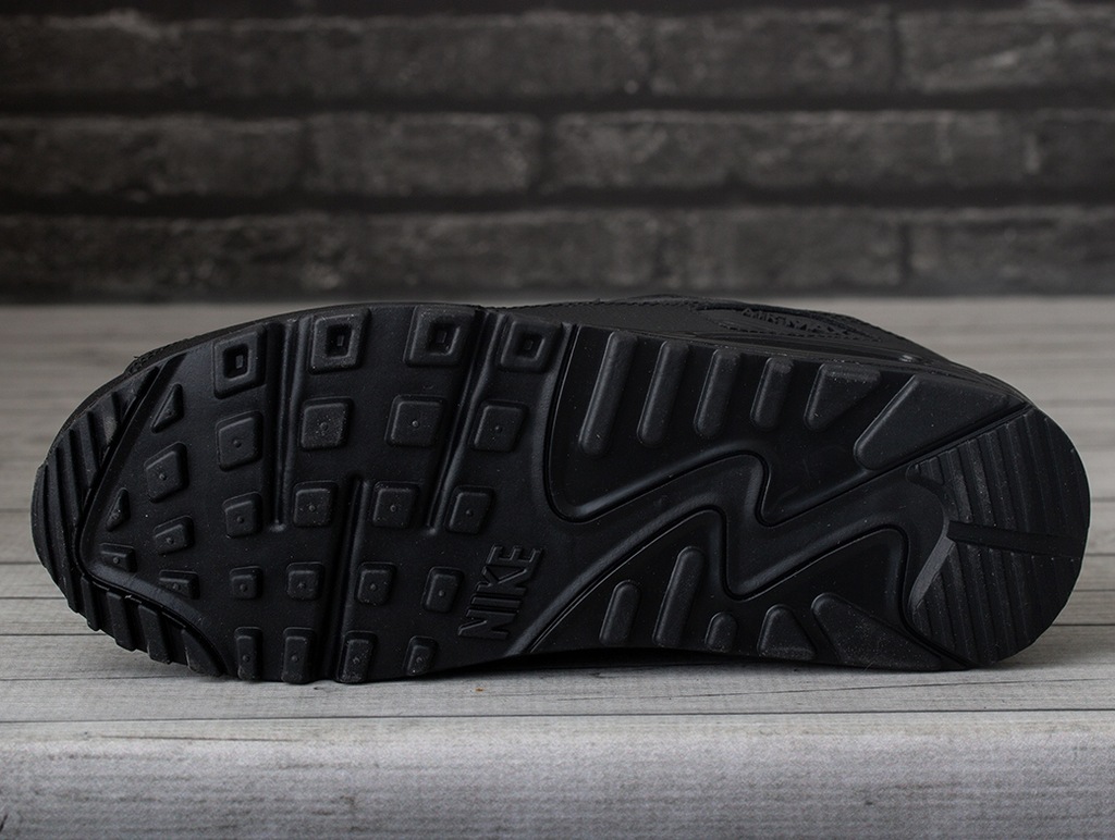 Купить Мужские кроссовки Nike Air Max 90 Essential 537384 090: отзывы, фото, характеристики в интерне-магазине Aredi.ru