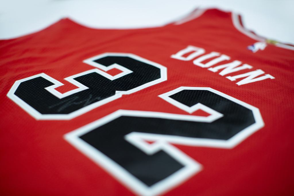 Koszulka Chicago Bulls z autografem Krisa Dunna