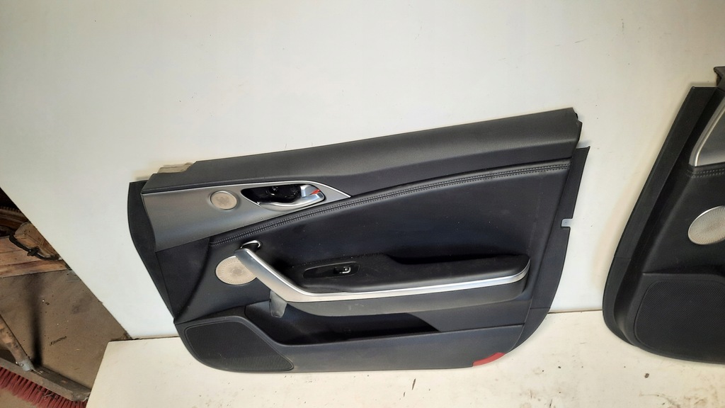 KIA STINGER GT TAPICERKA BOCZEK DRZWI PRZÓD PRAWY PRAWA