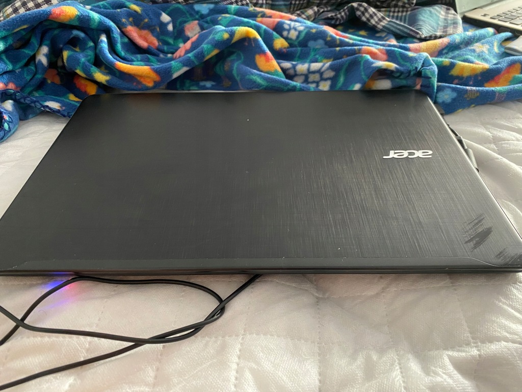 Laptop Acer ASPIRE F5-573G Intel Core i5 8 GB /