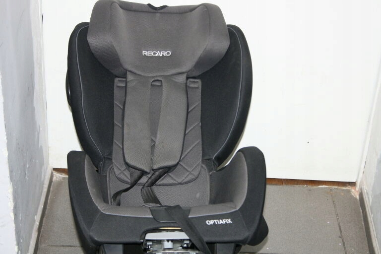 FOTELIK SAMOCHODOWY RECARO OPTIAFIX 9-18KG ISOFIX