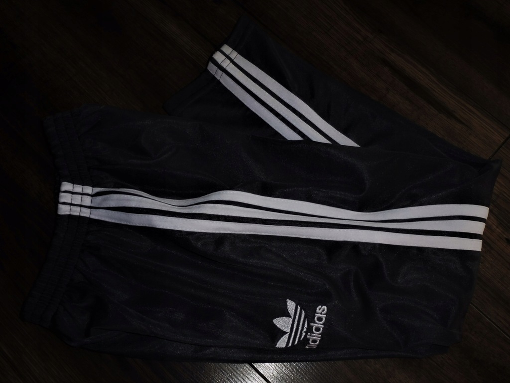 Spodnie adidas r.140 cm 9 lat