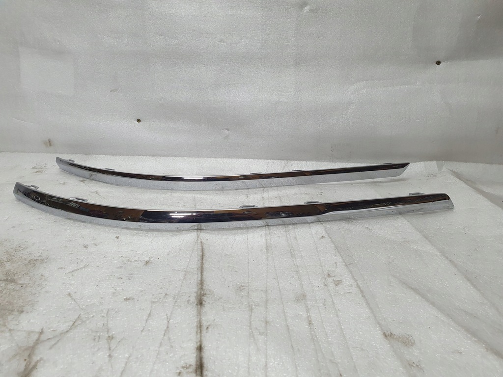 VW PASSAT B7 LISTWY ZDERZAKA TYŁ PRAWA I LEWA CHROM 3AF807459, 3AF807460