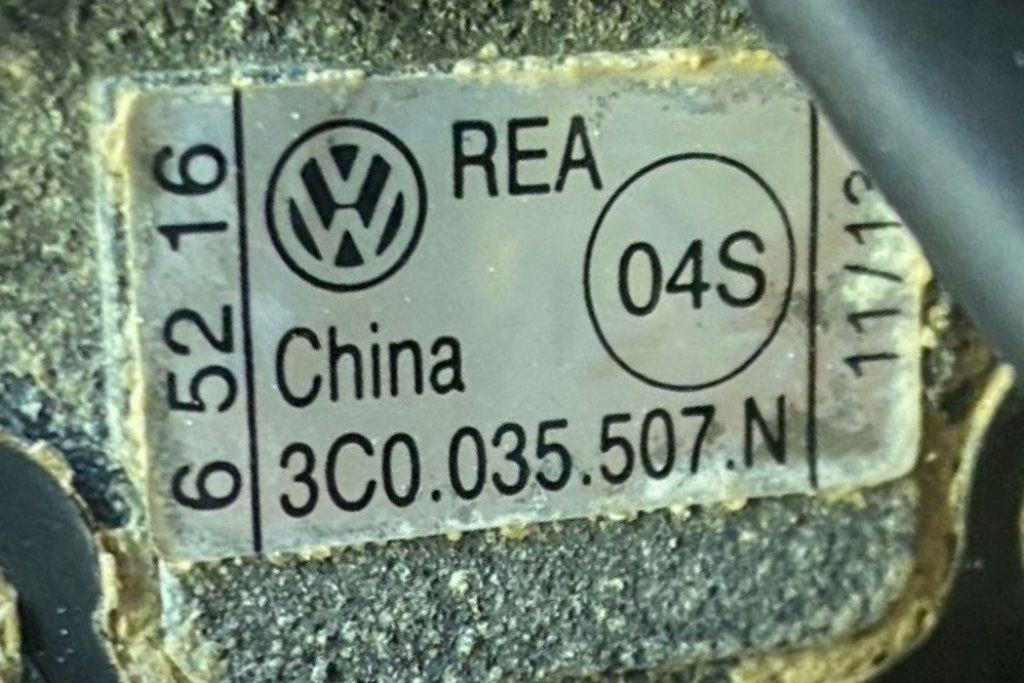 Antena VW JETTA III (1K2) 3C0035507N 1.4L 2013