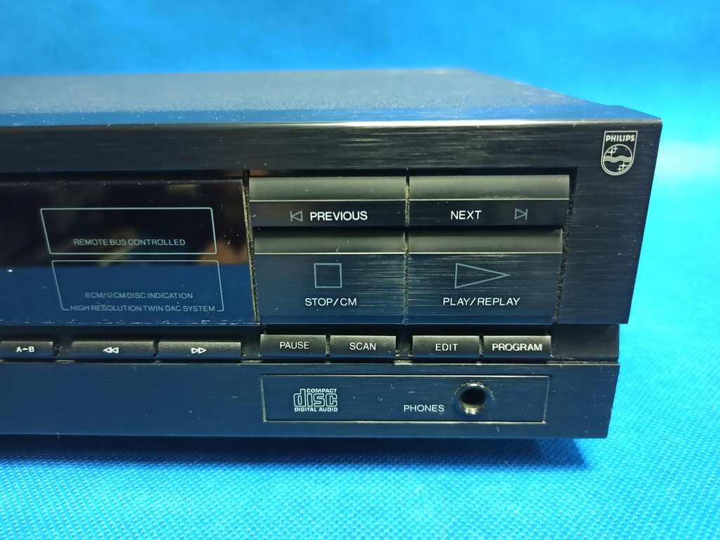 Купить Philips CD-604/TwinDAC/Бельгия CD-проигрыватель: отзывы, фото, характеристики в интерне-магазине Aredi.ru