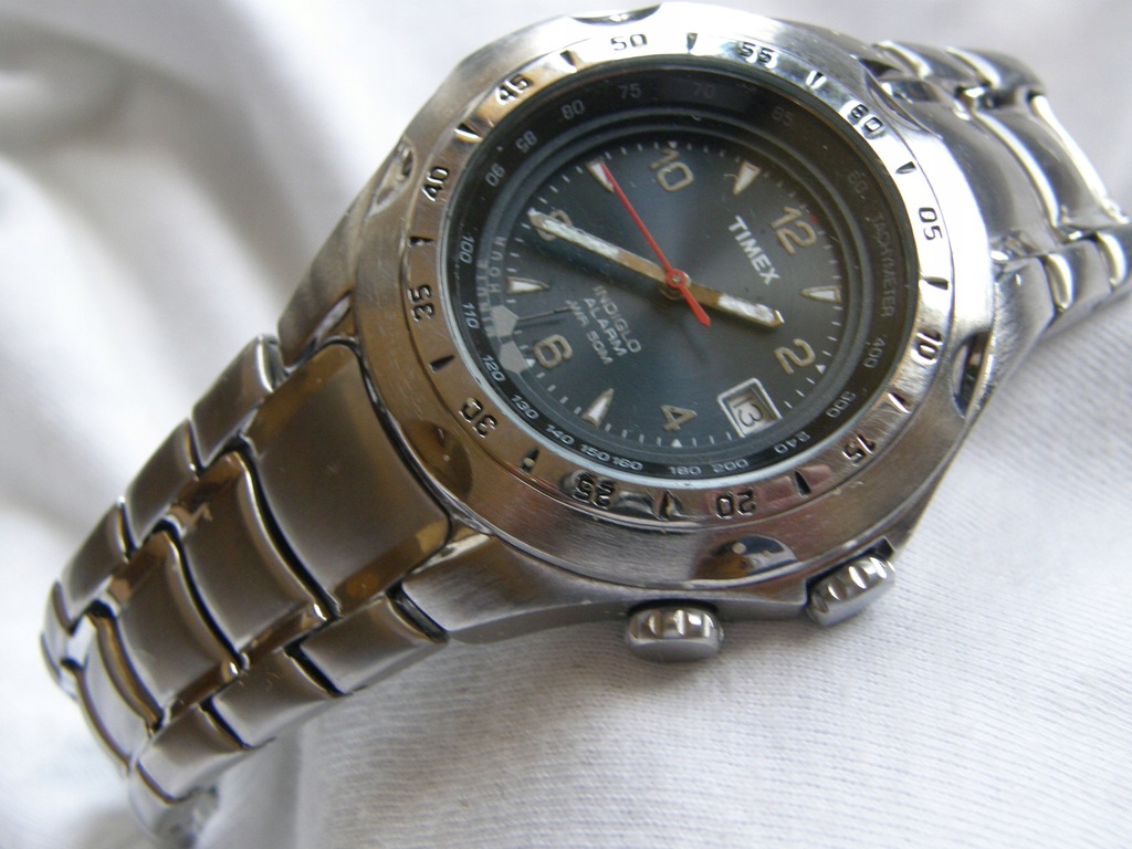 oriflame timex watch