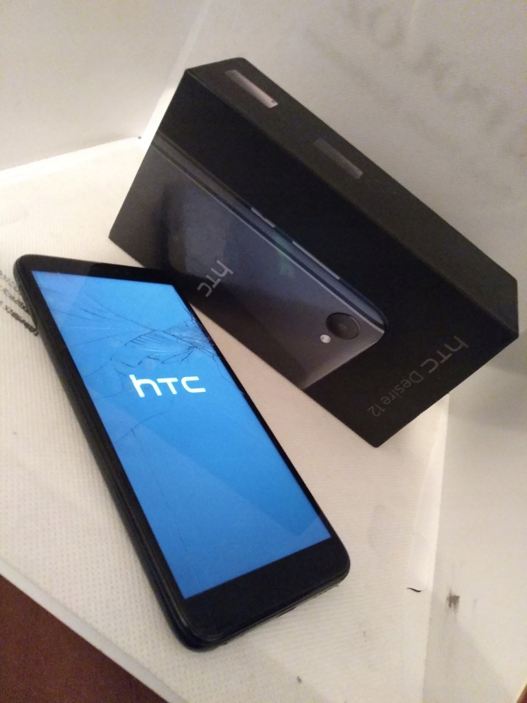 Smartfon HTC Desire 12 3 GB / 32 GB
