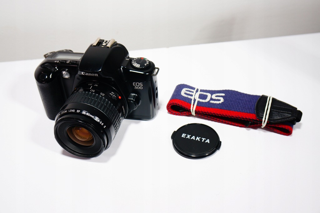 Aparat Analogowy Canon EOS 500 + Obiektyw