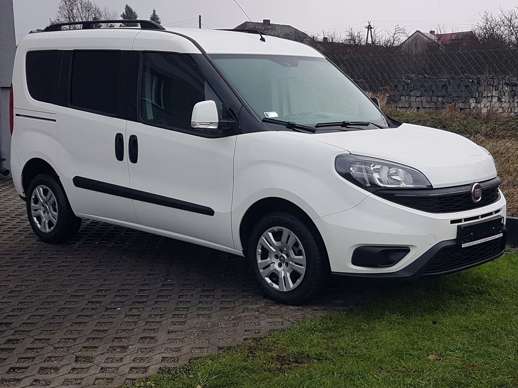 FIAT DOBLO 5 OSÓB KLIMA 2xDRZWI BOCZNE PRZESUWNE KRAJOWY SERWISOWANY