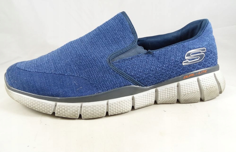 Skechers na miękkiej piance 45