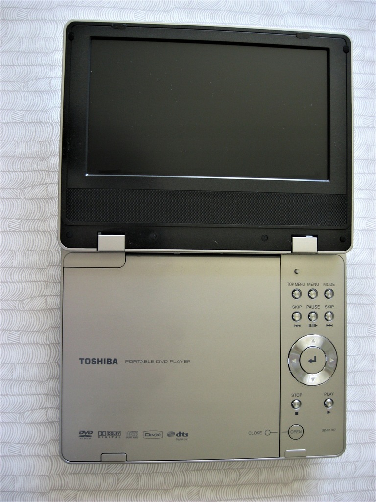 Купить Портативный DVD-плеер TOSHIBA SD-P1707SE с пультом дистанционного управления: отзывы, фото, характеристики в интерне-магазине Aredi.ru