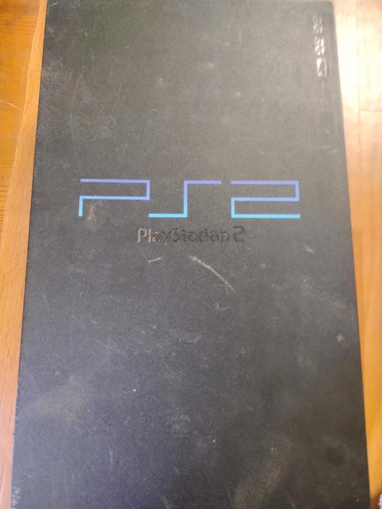 Konsola PlayStation 2 na części