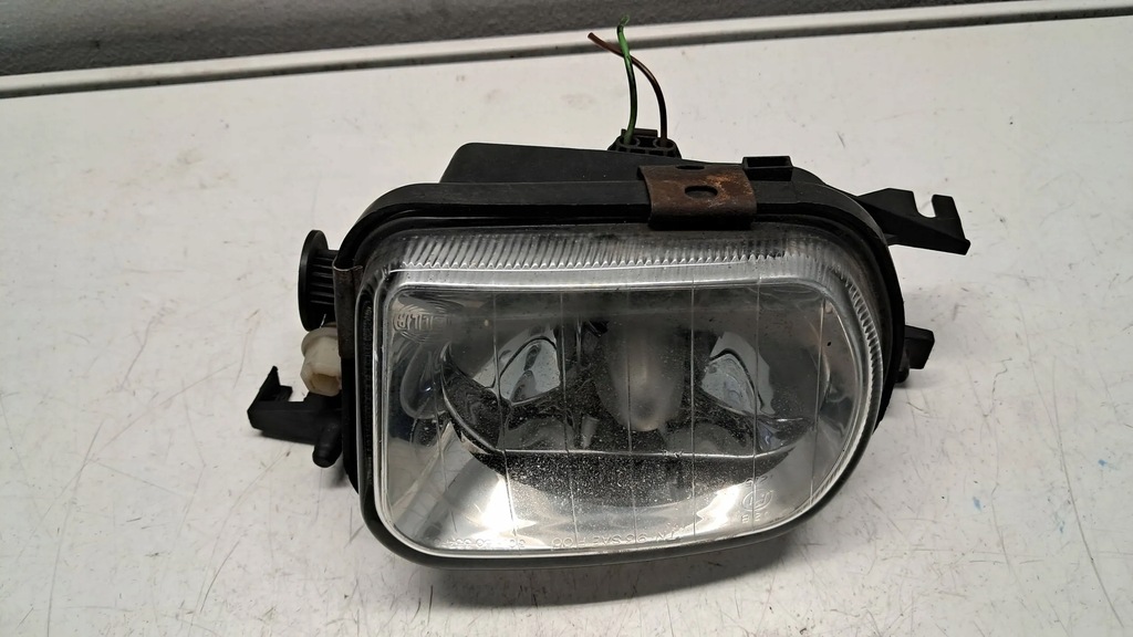 Mercedes-Benz CLK W209 halogen PRAWY